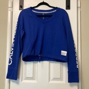Calvin Klein Cropped Sweayshirt